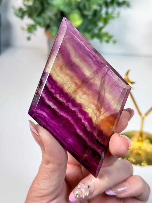 Candy Fluorite Diamond with Stand
